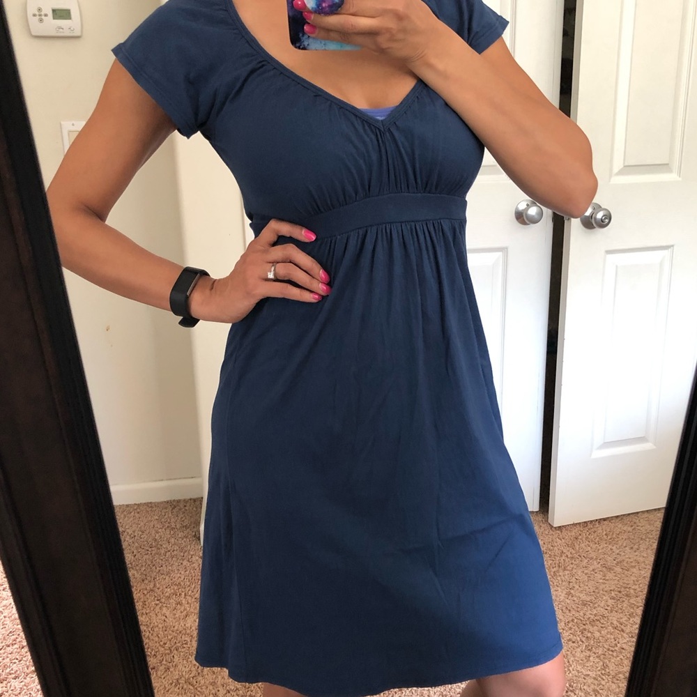 🌟2 for $20🌟LA Made Navy V-Neck T-shirt Dress